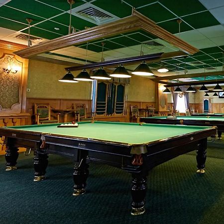 Pidkova Hotel Rivne Bagian luar foto