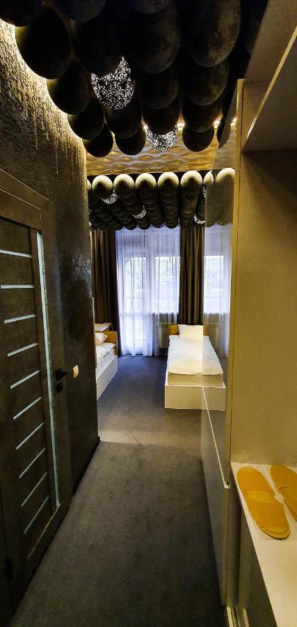 Pidkova Hotel Rivne Bagian luar foto