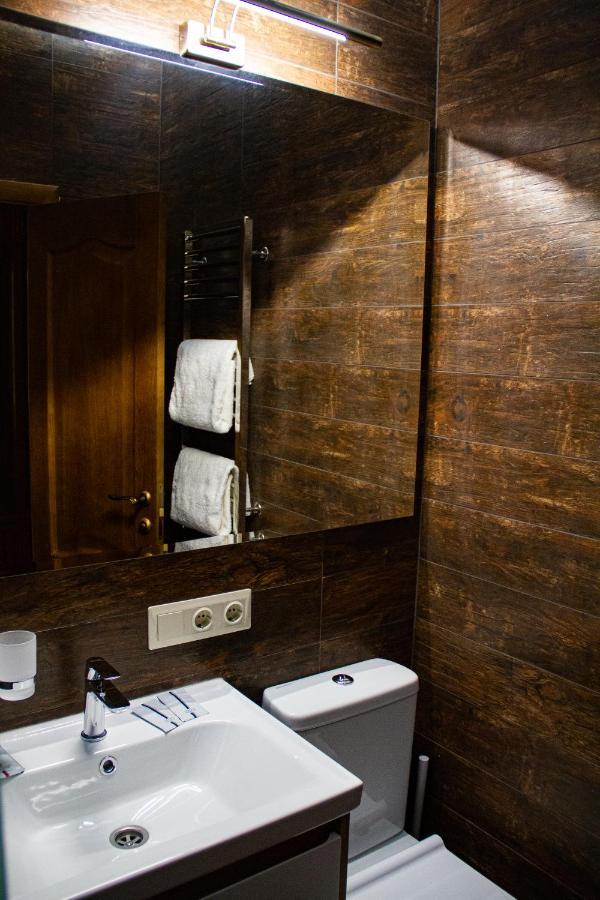 Pidkova Hotel Rivne Bagian luar foto