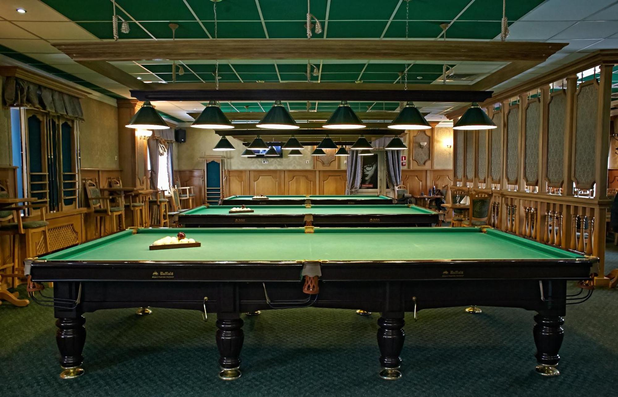 Pidkova Hotel Rivne Bagian luar foto