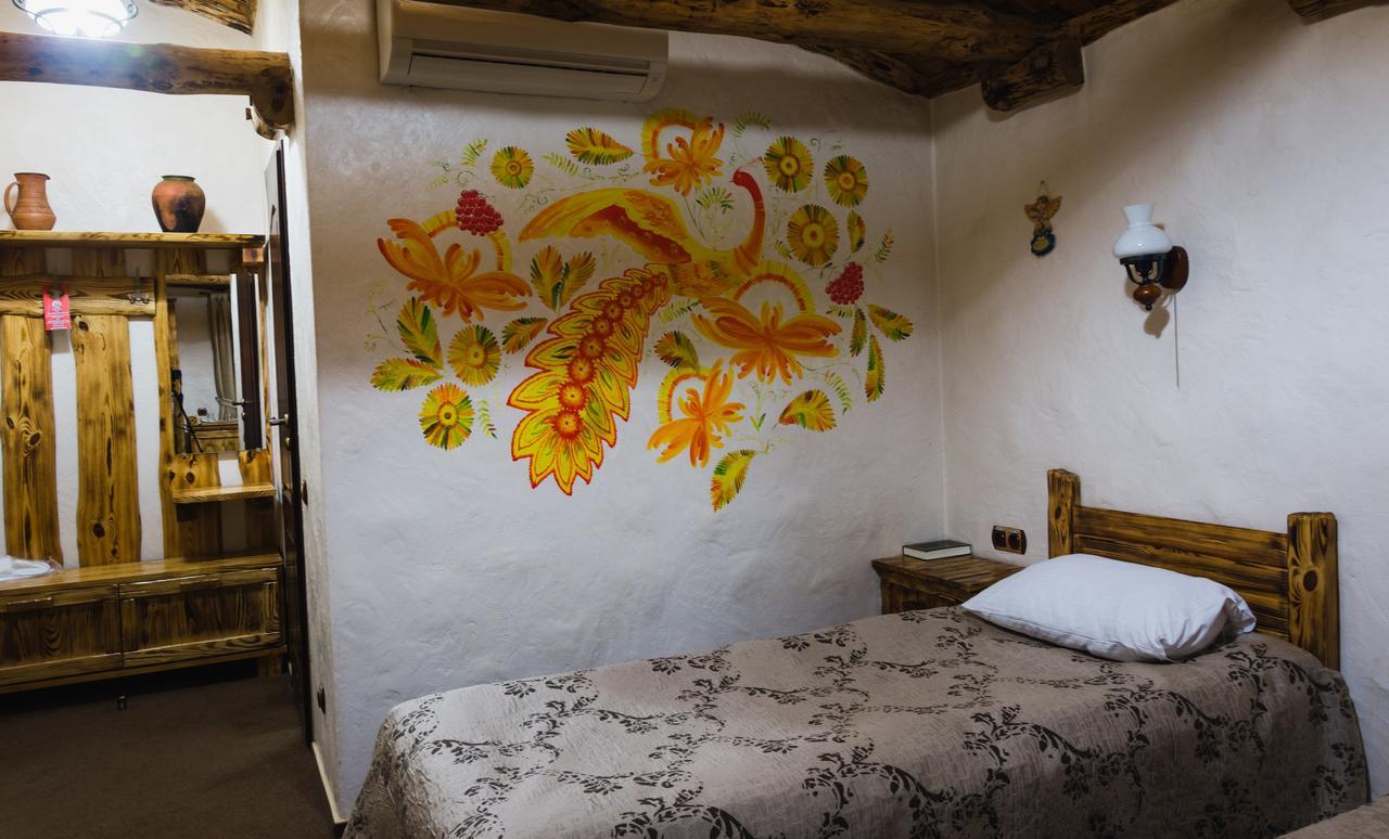 Pidkova Hotel Rivne Bagian luar foto